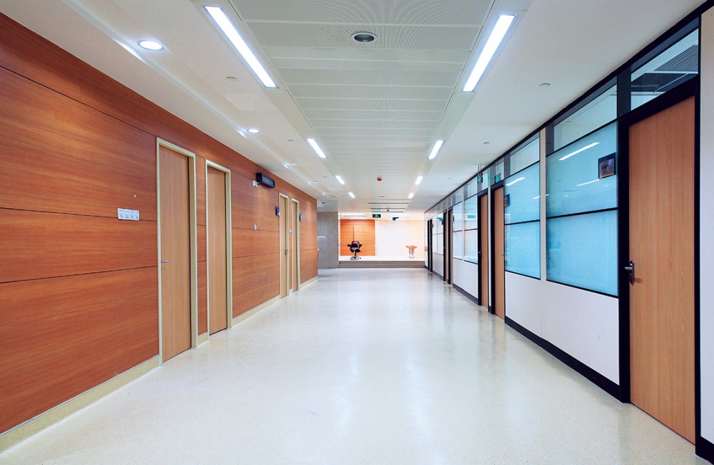 醫(yī)院-柳州市工人醫(yī)院一期3號(hào)住院樓室內(nèi)裝修工程