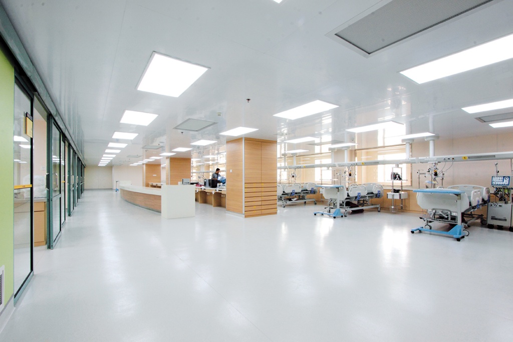 醫(yī)院-梧州市紅十字會醫(yī)院  手術(shù)室/ICU裝修與安裝工程